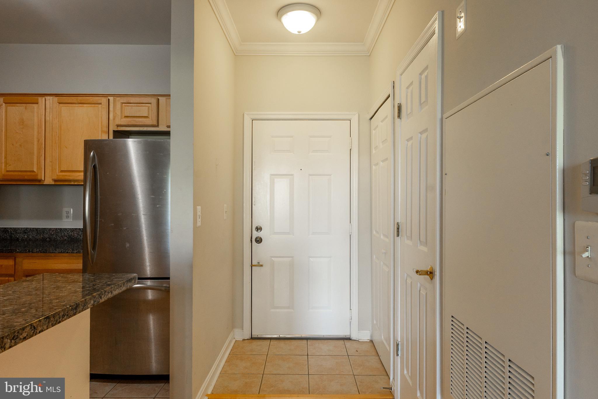 4551 STRUTFIELD LANE 4422
