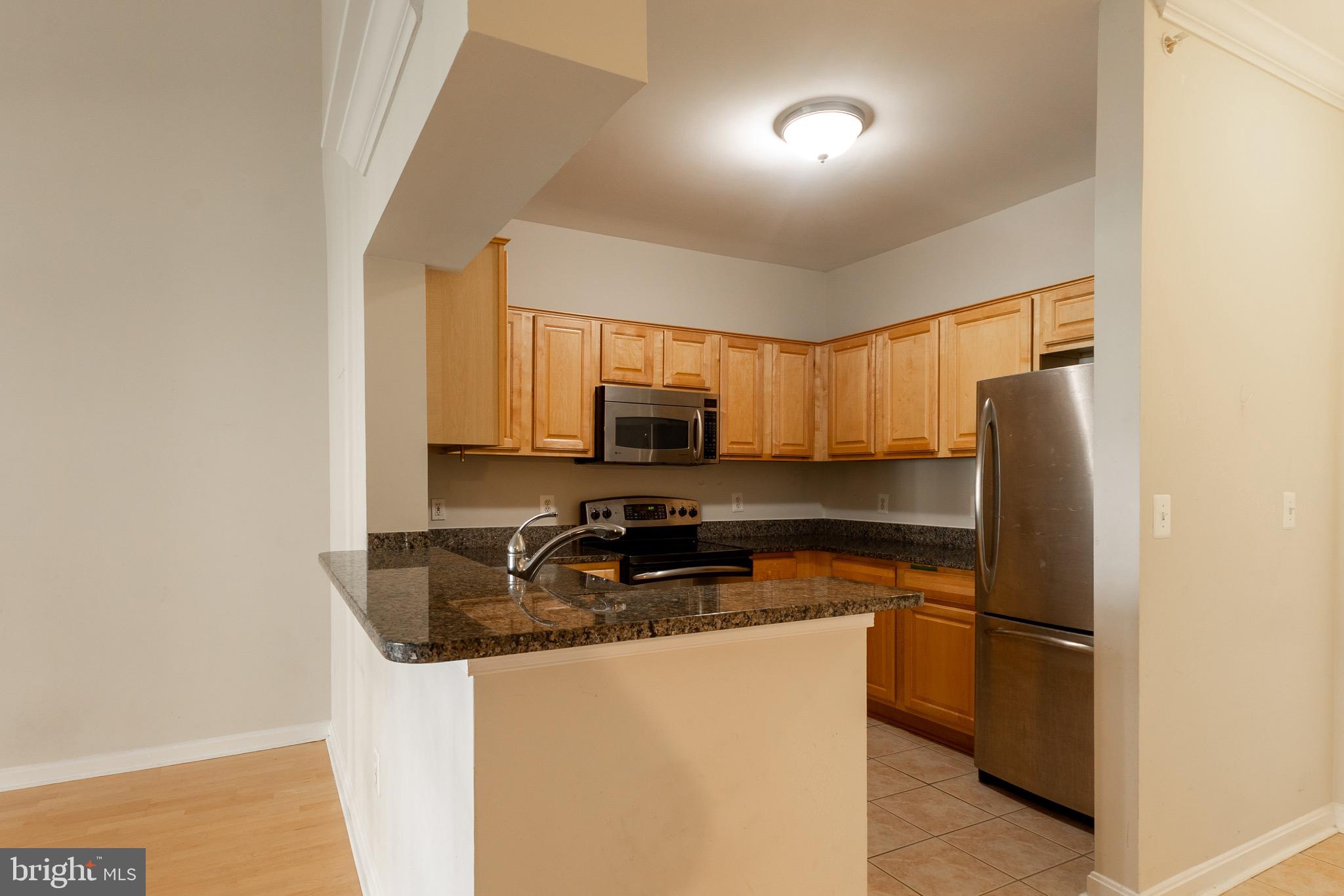 4551 STRUTFIELD LANE 4422