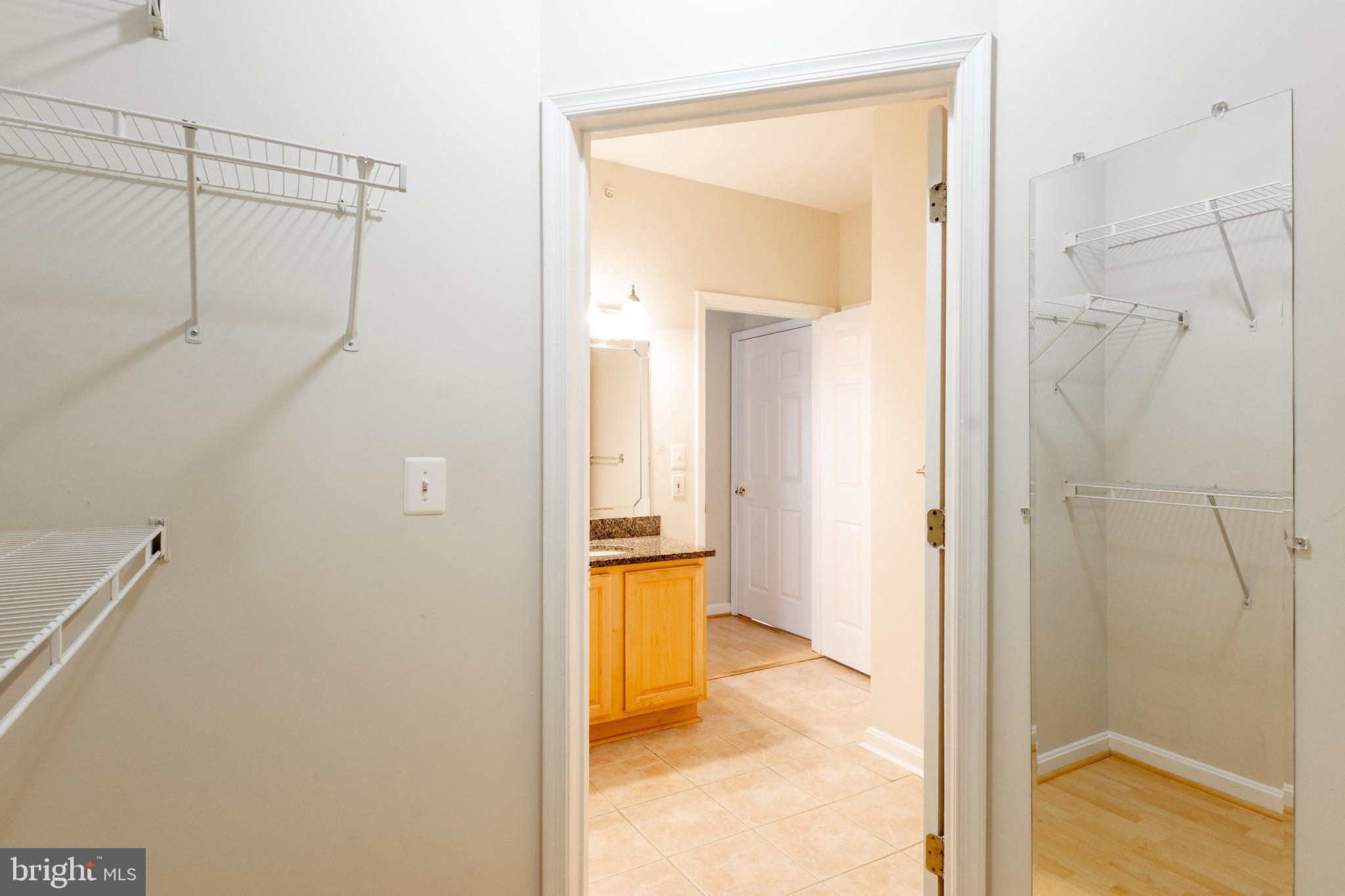 4551 STRUTFIELD LANE 4422