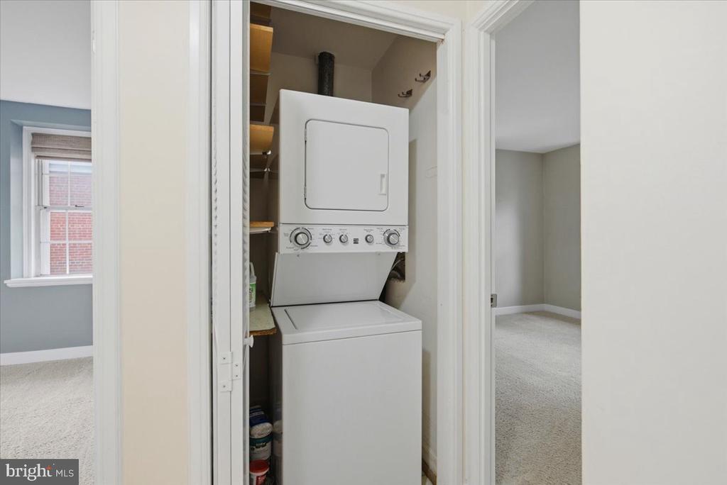 2942 S COLUMBUS STREET Unit: C2