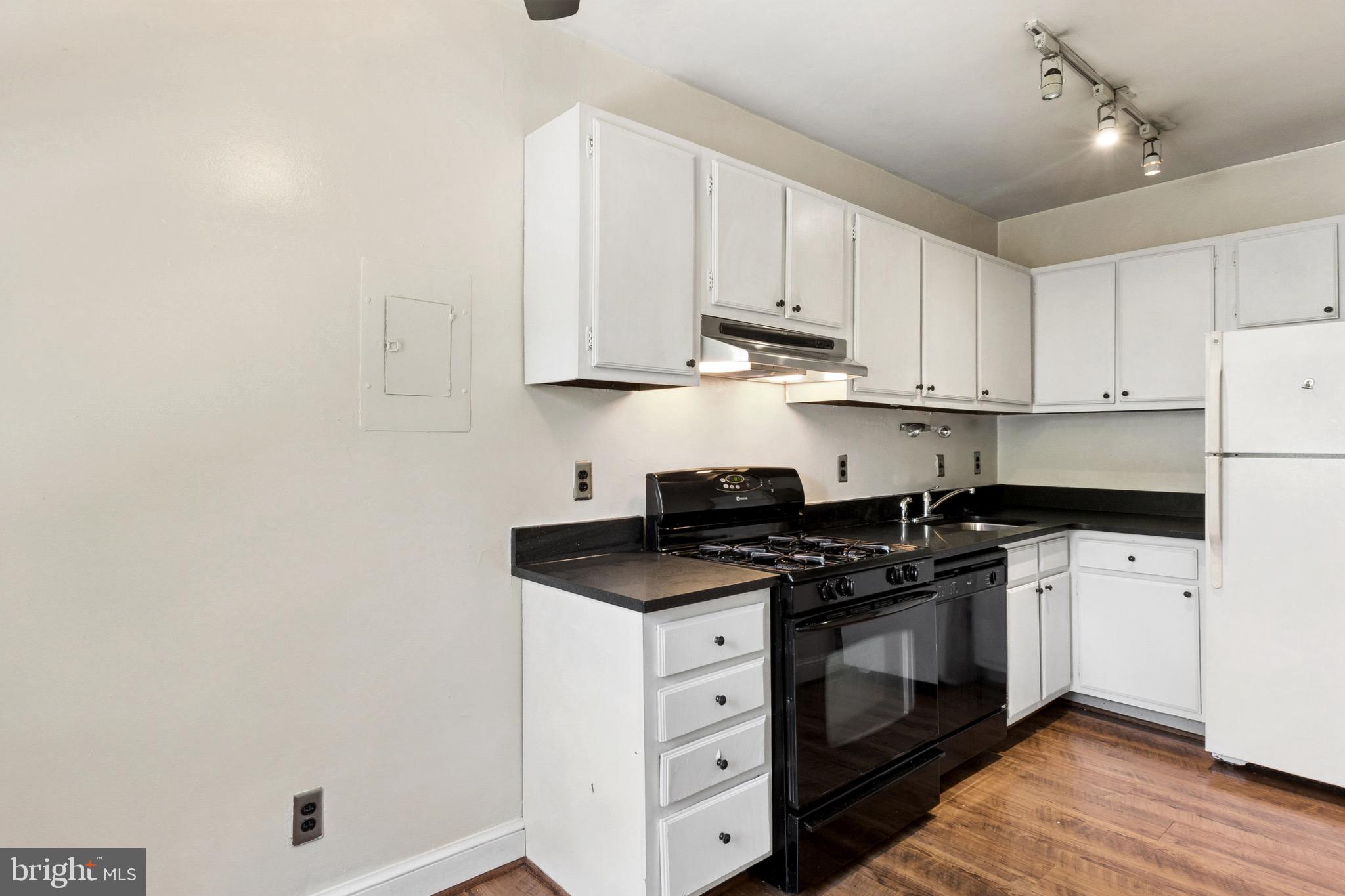 715 S WASHINGTON STREET S C-11