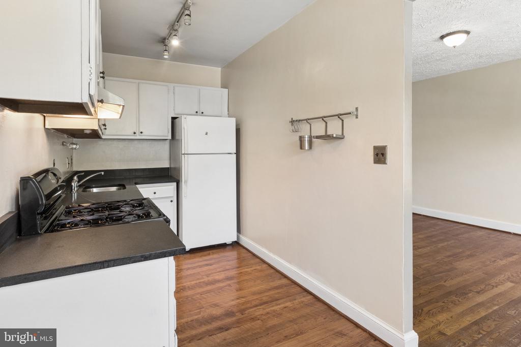 715 S WASHINGTON STREET S C-11