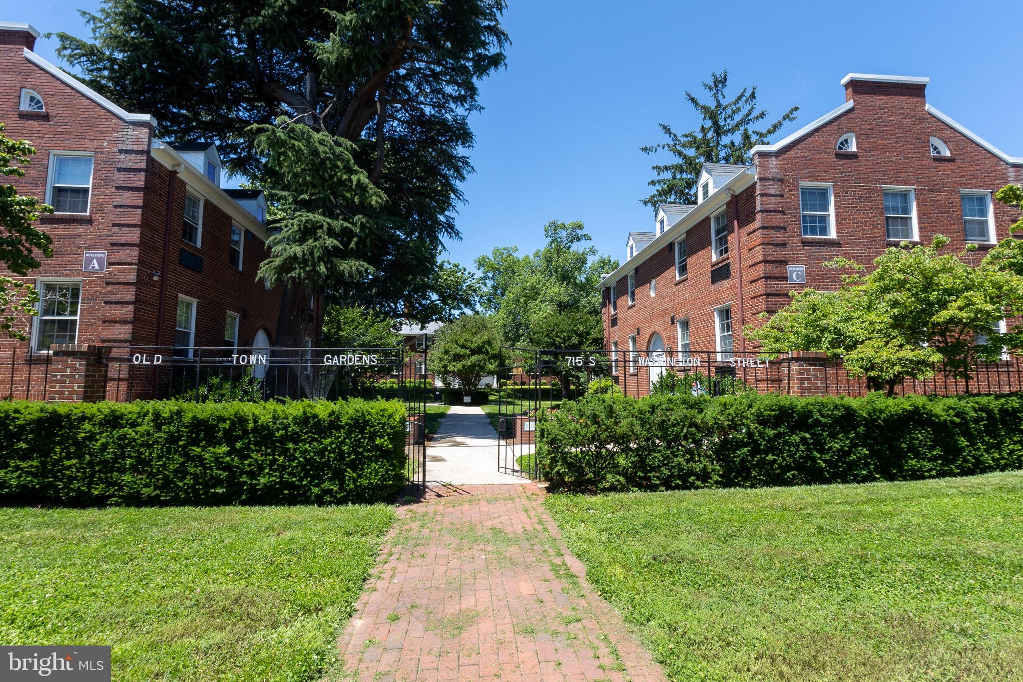715 S WASHINGTON STREET S C-11