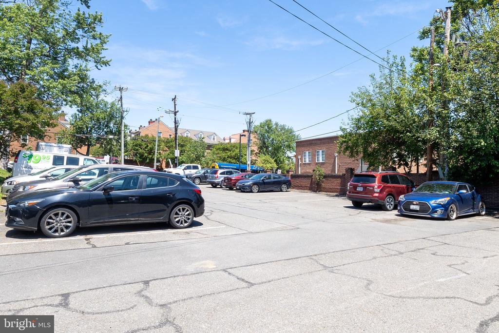 715 S WASHINGTON STREET S C-11