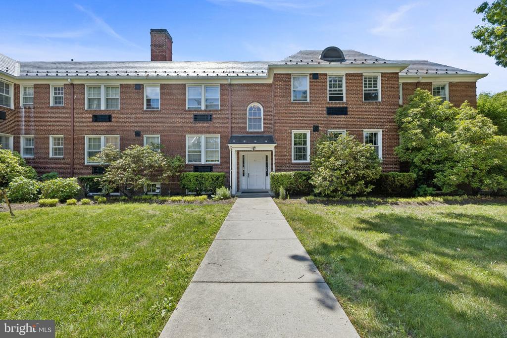 715 S WASHINGTON STREET A-32