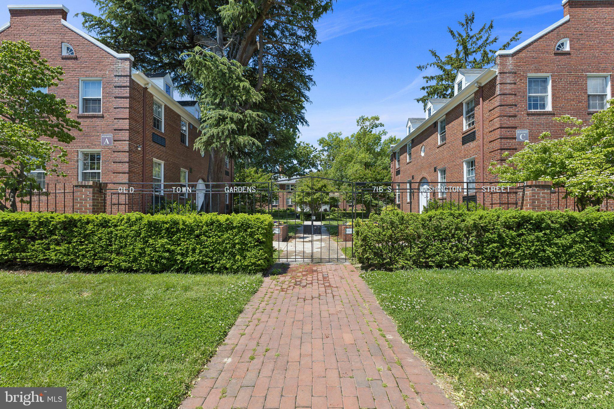 715 S WASHINGTON STREET A-32