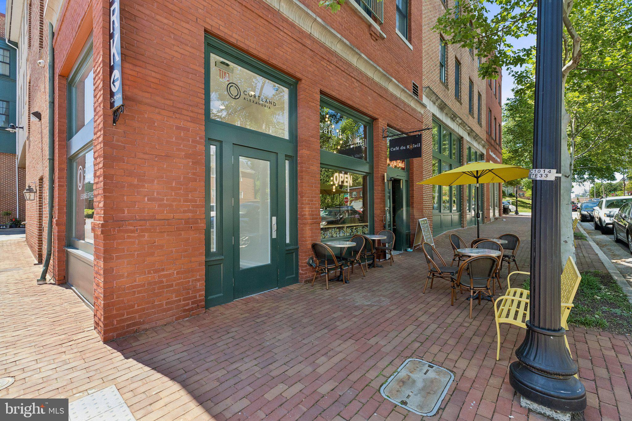715 S WASHINGTON STREET A-32
