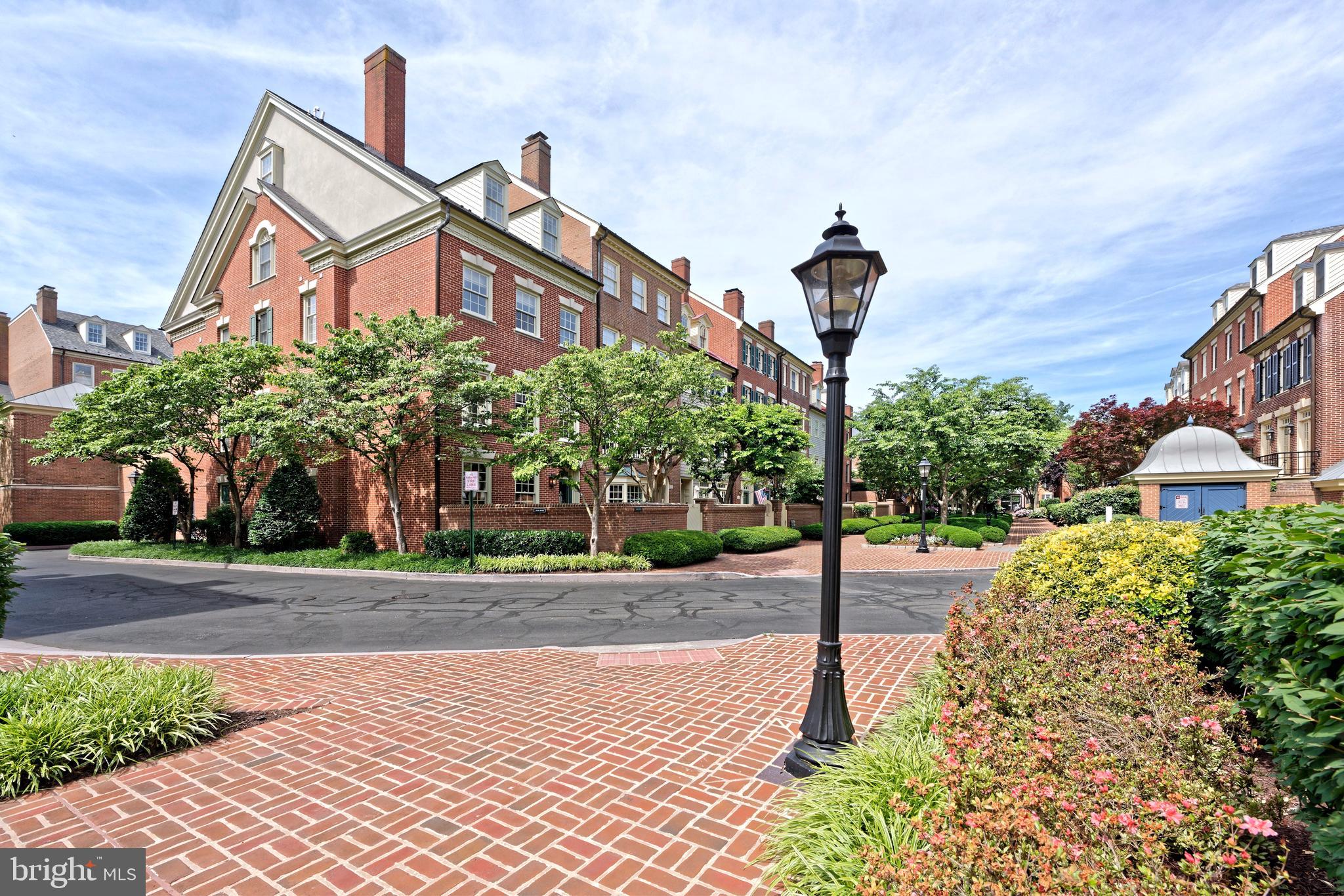 40 WOLFE STREET