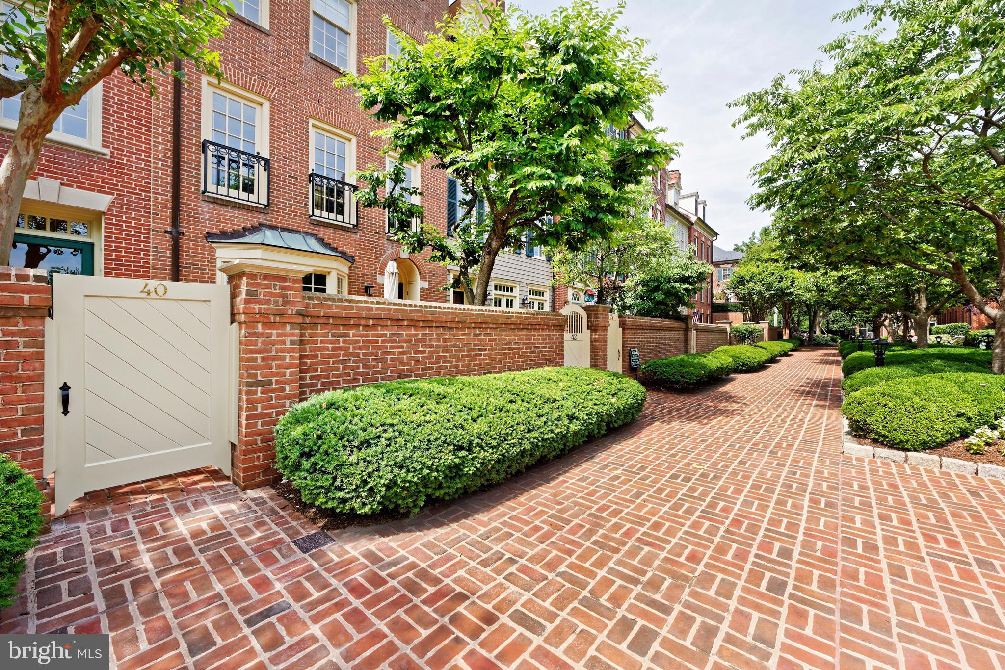 40 WOLFE STREET