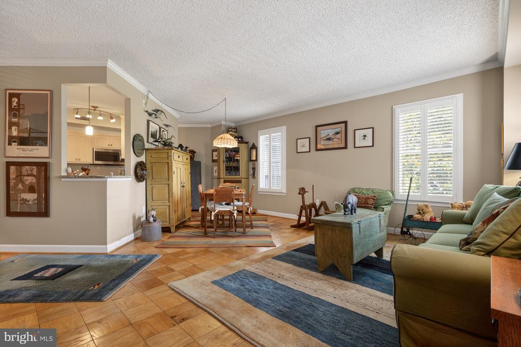 801 S PITT STREET Unit: 418