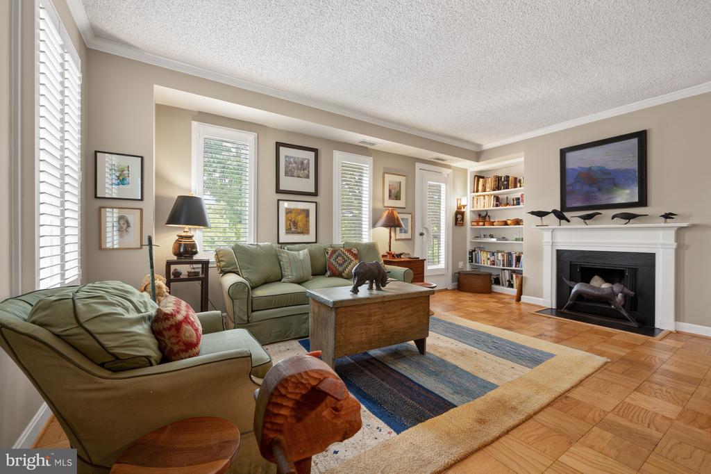 801 S PITT STREET Unit: 418