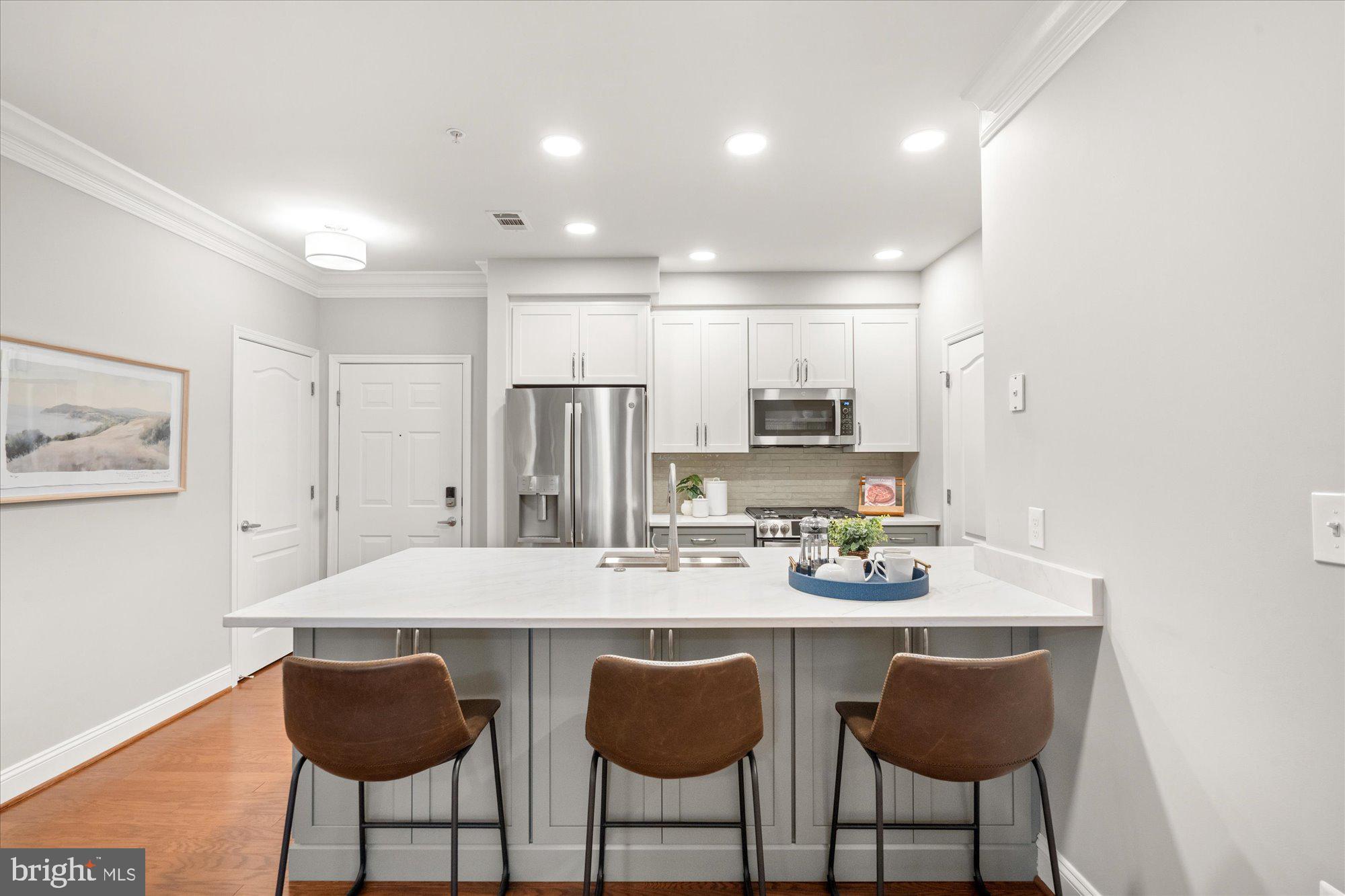 1115 CAMERON STREET 109