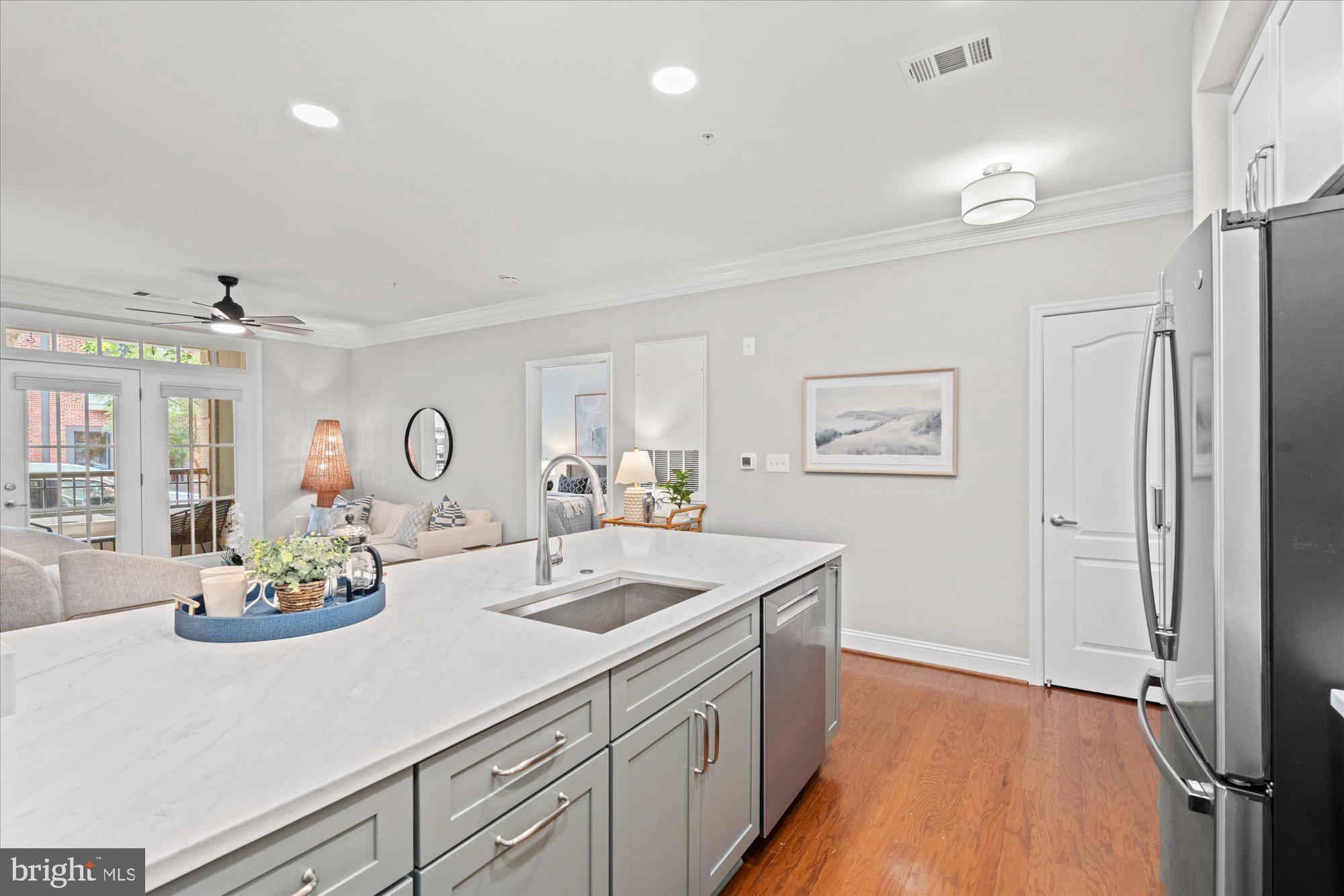 1115 CAMERON STREET 109