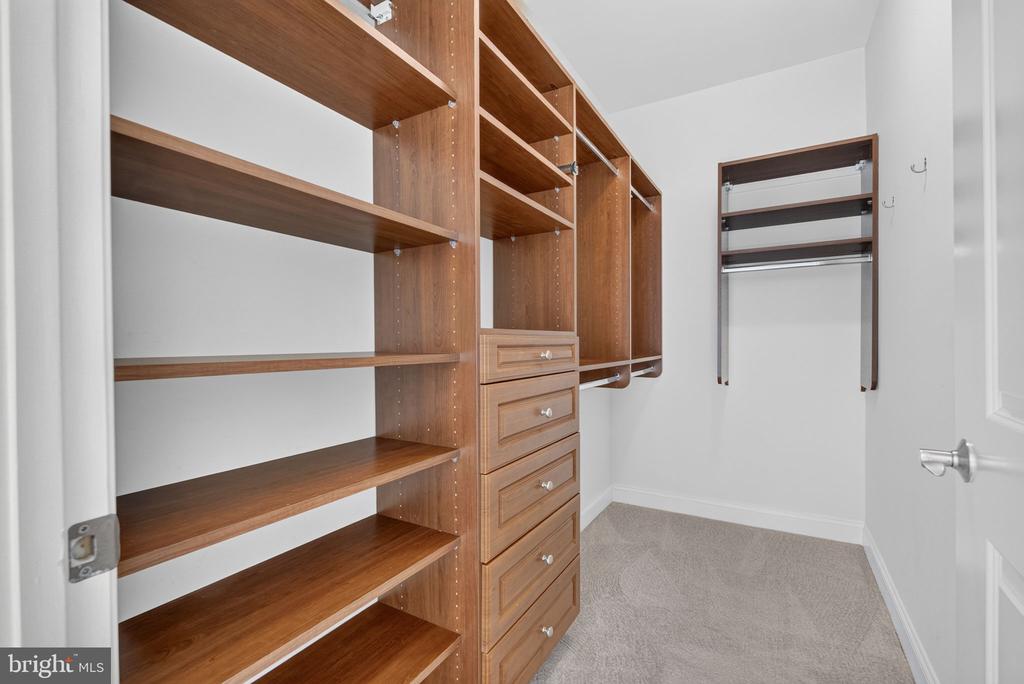 1023 ROYAL STREET Unit: 205
