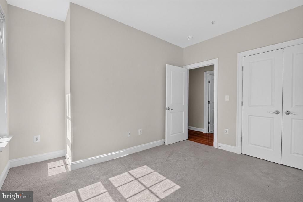 1023 ROYAL STREET Unit: 205