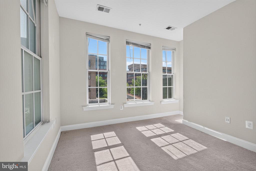 1023 ROYAL STREET Unit: 205