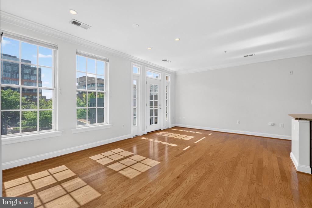 1023 ROYAL STREET Unit: 205