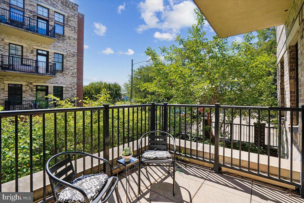 181 E REED AVENUE 203