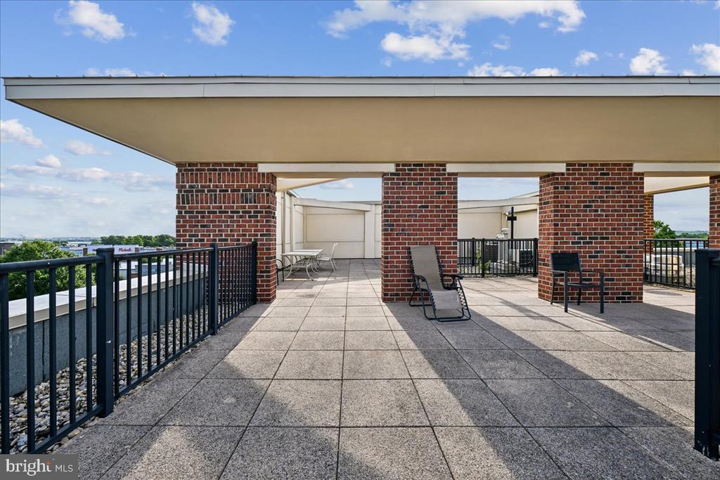 181 E REED AVENUE 203