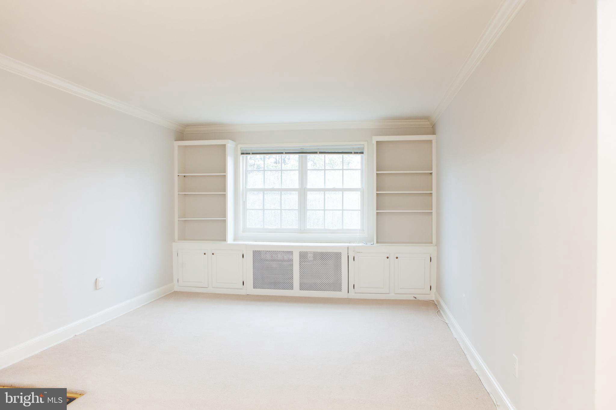 1712 W ABINGDON DRIVE 301