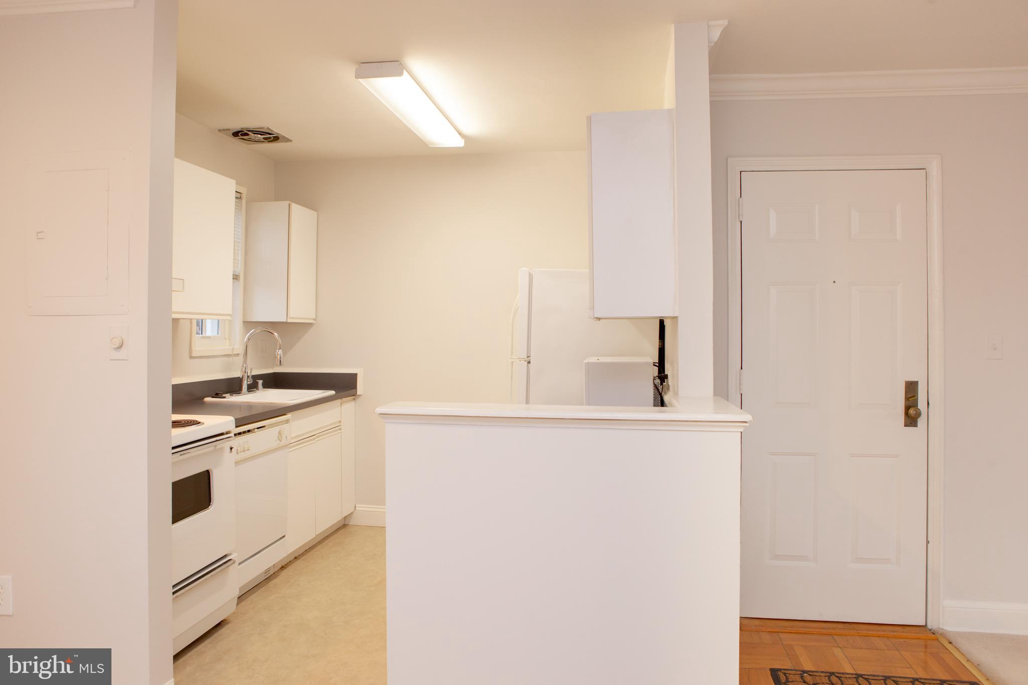 1712 W ABINGDON DRIVE 301