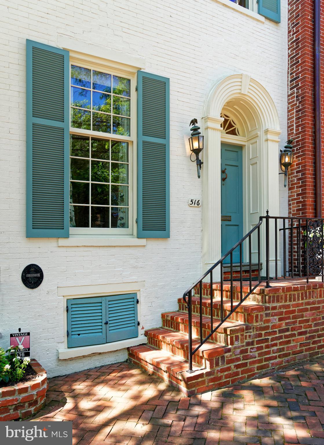 516 DUKE STREET