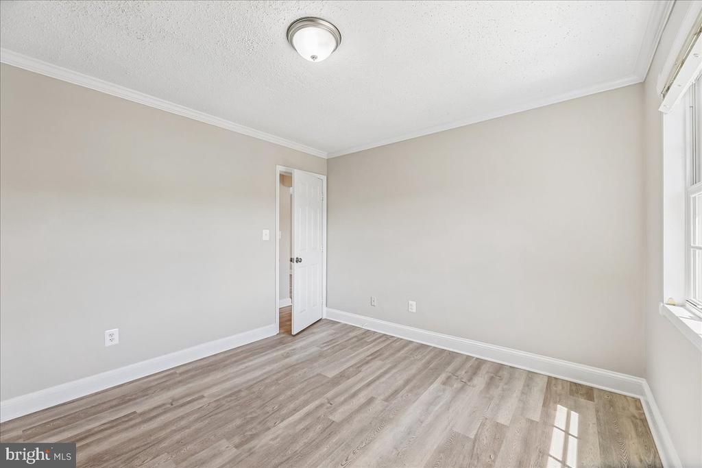 1708 W ABINGDON DRIVE 301