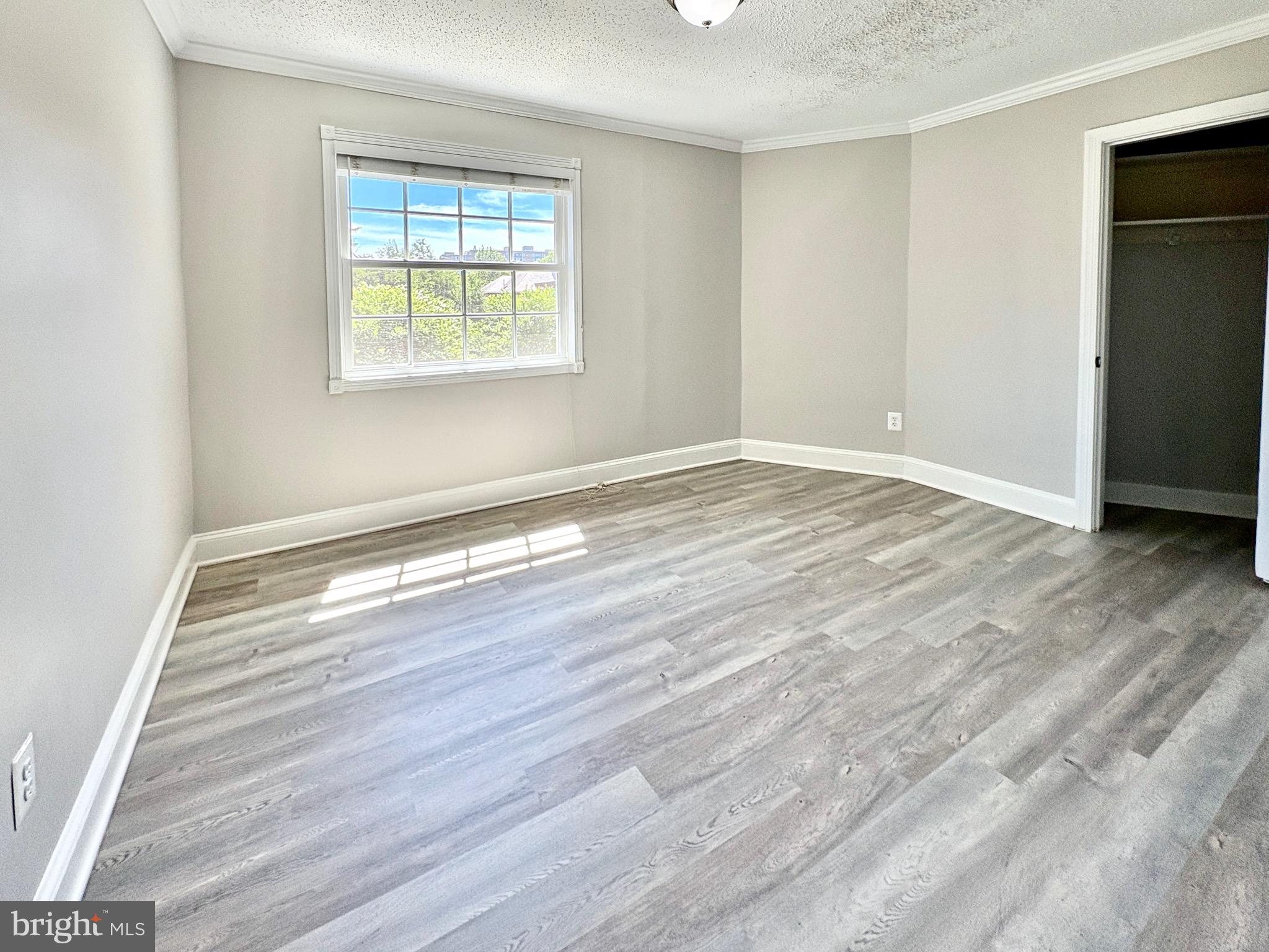 1708 W ABINGDON DRIVE 301