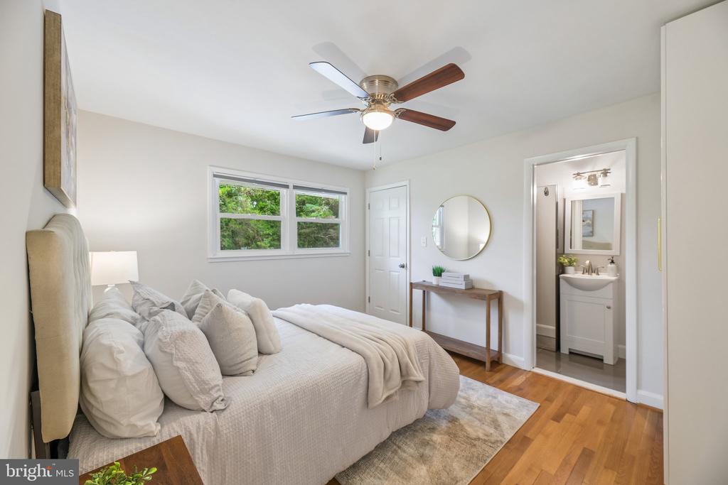 1111 ARCHER COURT