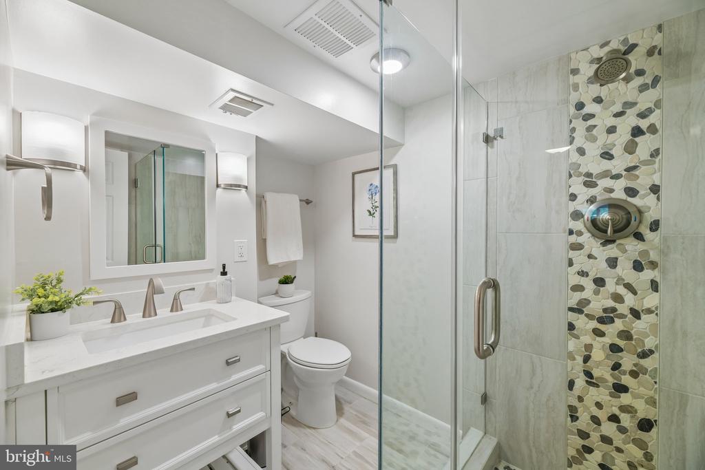 1111 ARCHER COURT