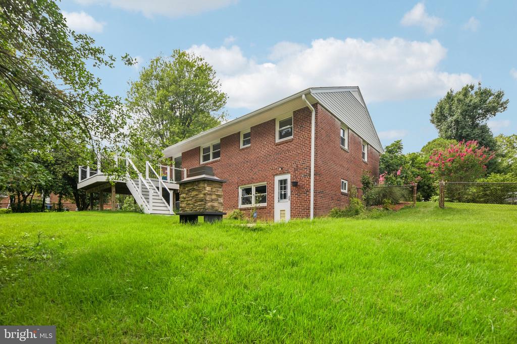 1111 ARCHER COURT