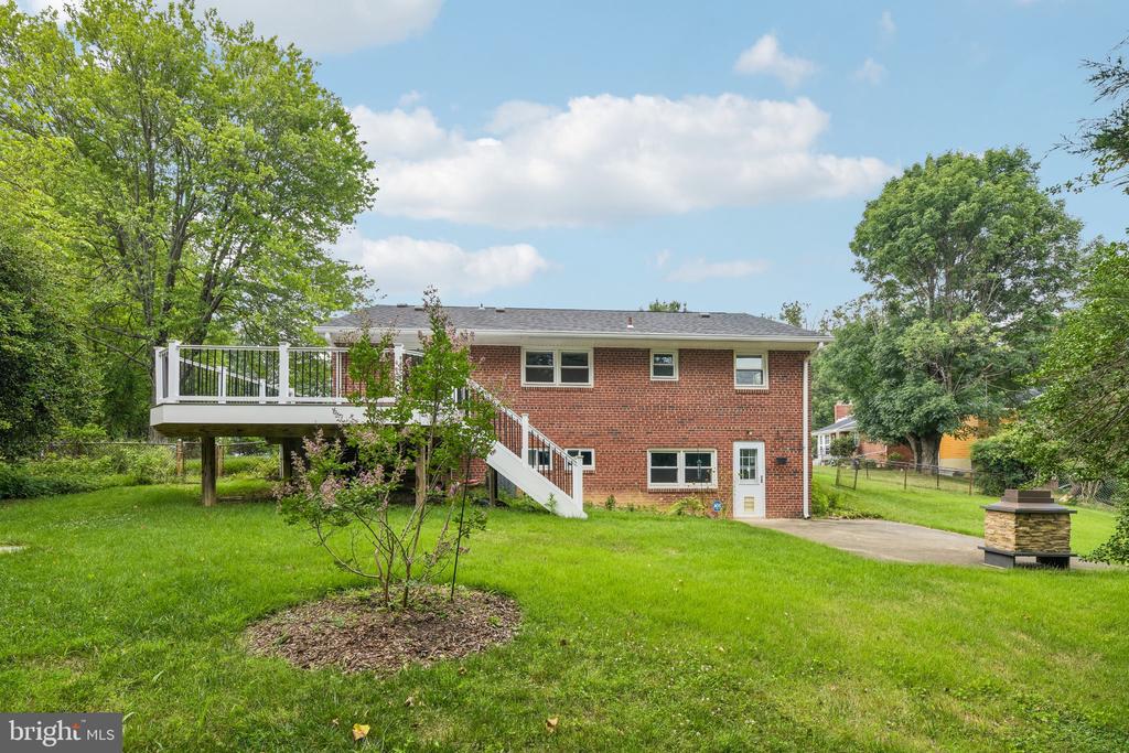 1111 ARCHER COURT