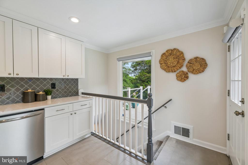 1111 ARCHER COURT