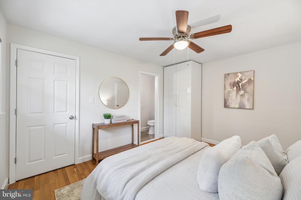 1111 ARCHER COURT