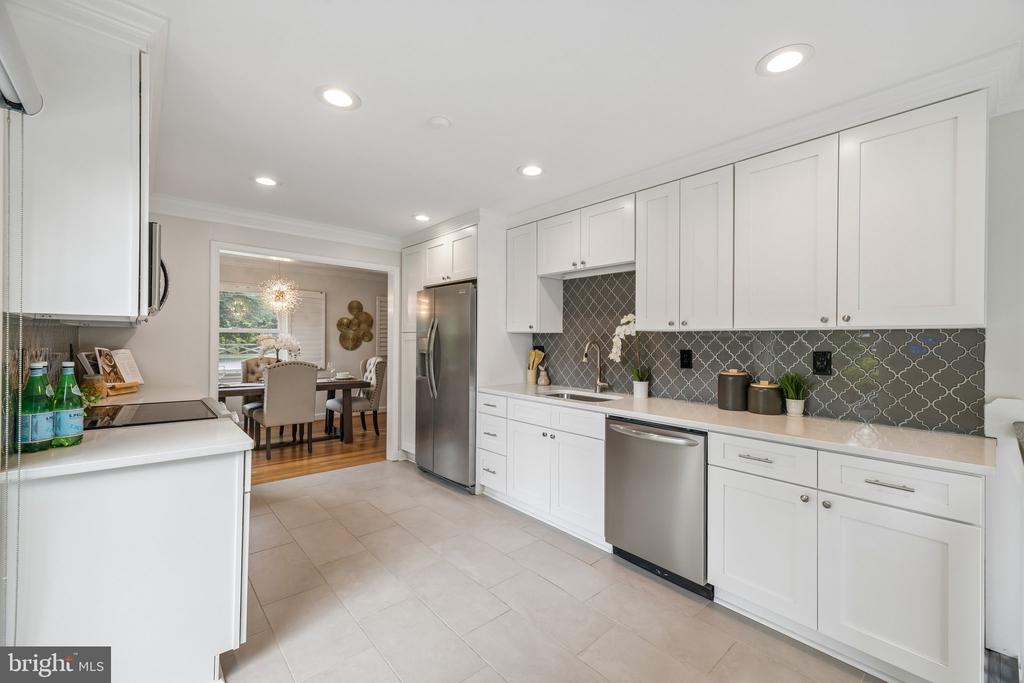 1111 ARCHER COURT