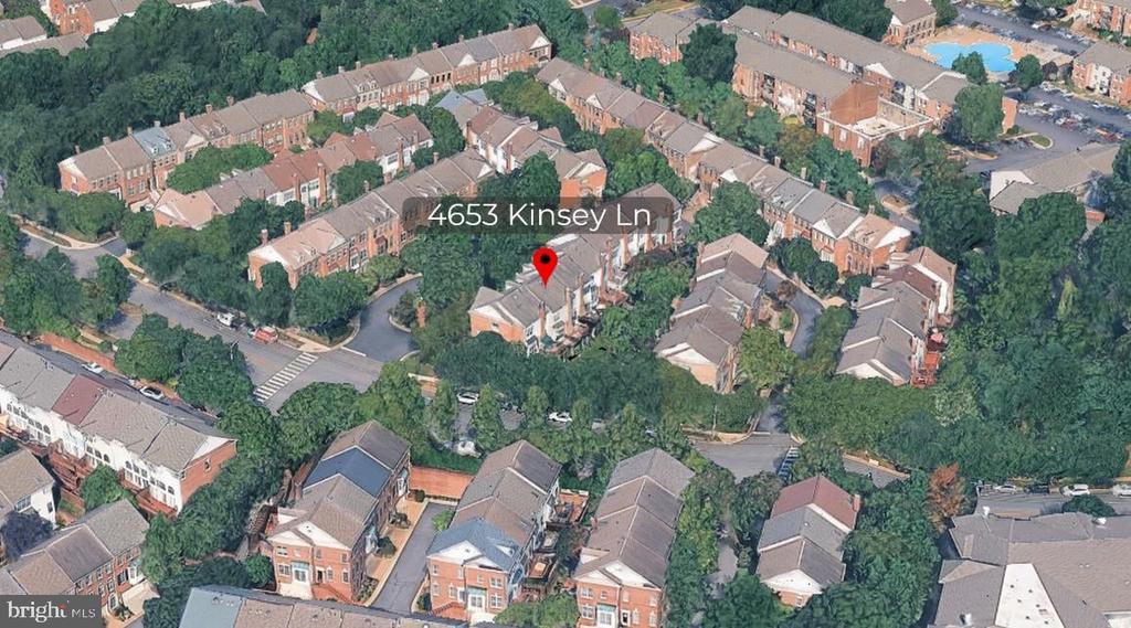 4653 KINSEY LANE