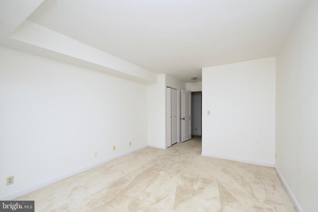 1250 S WASHINGTON STREET 218