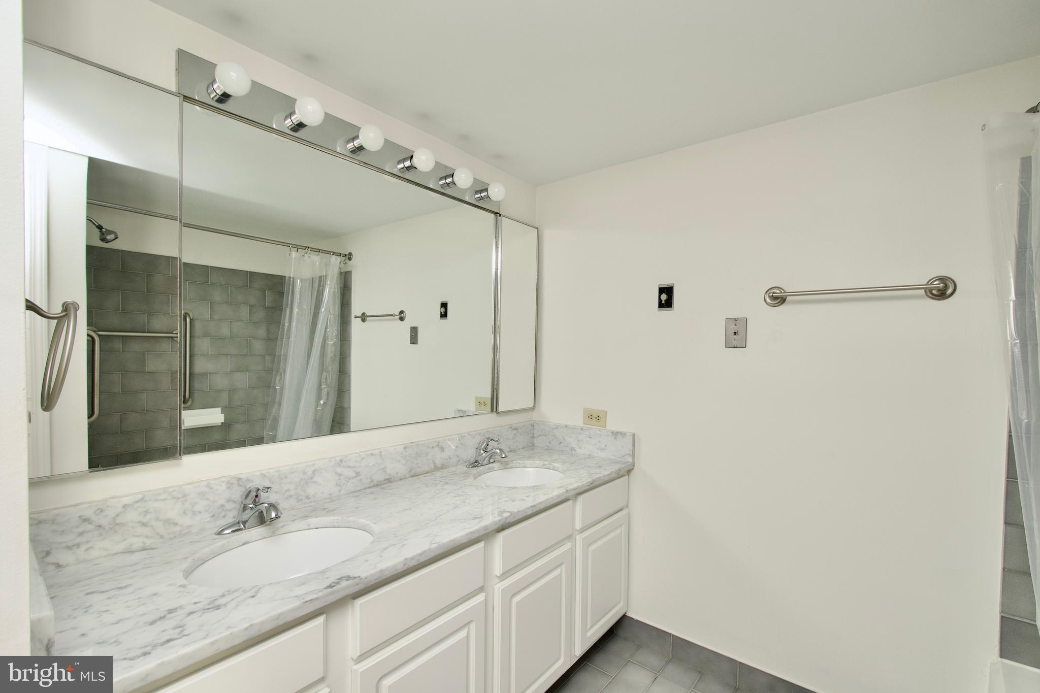 1250 S WASHINGTON STREET 218