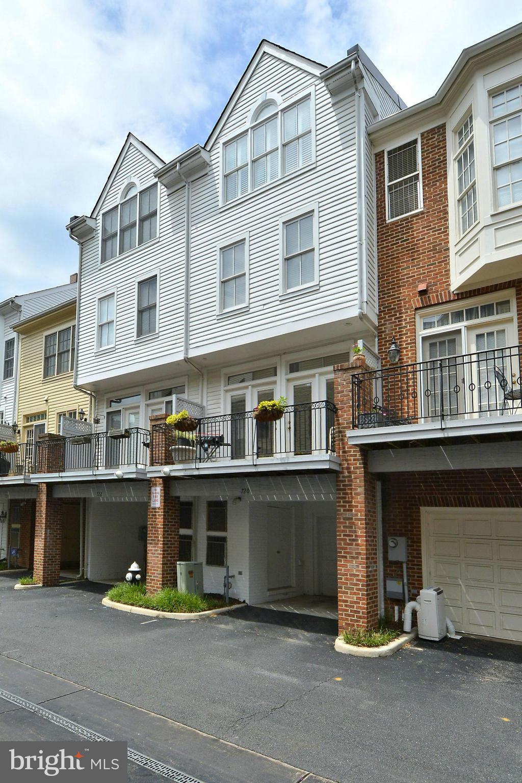 720 BATTERY PLACE