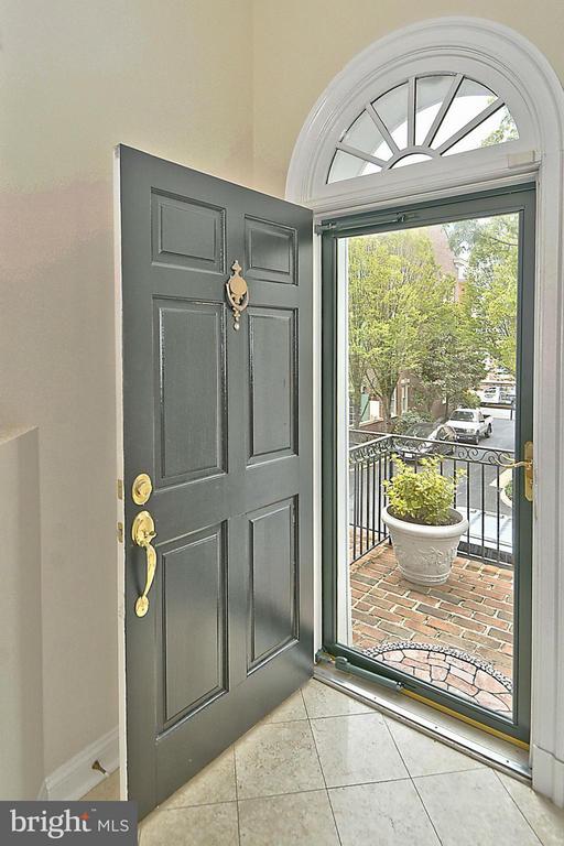 720 BATTERY PLACE