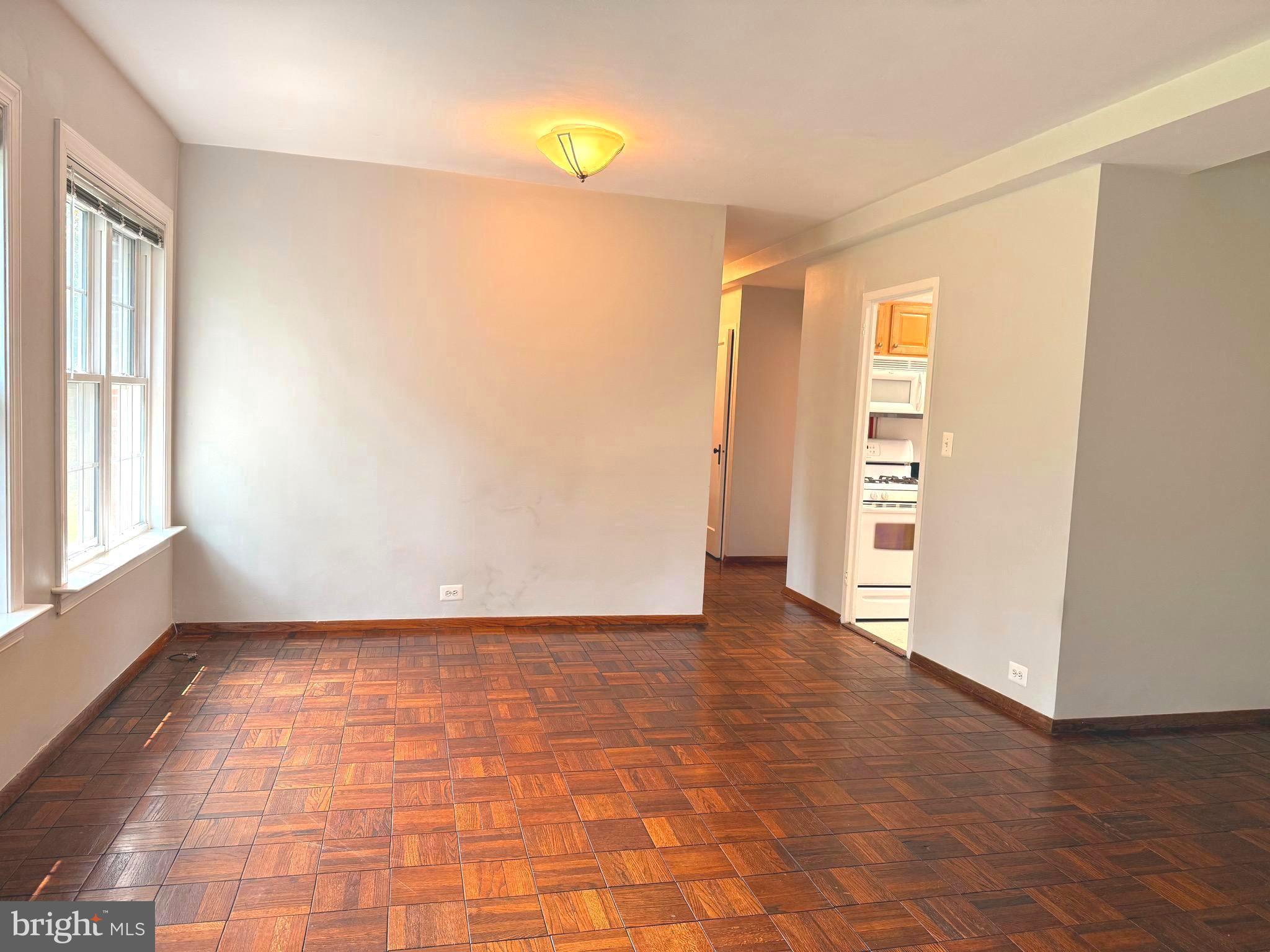 3211 RAVENSWORTH PLACE
