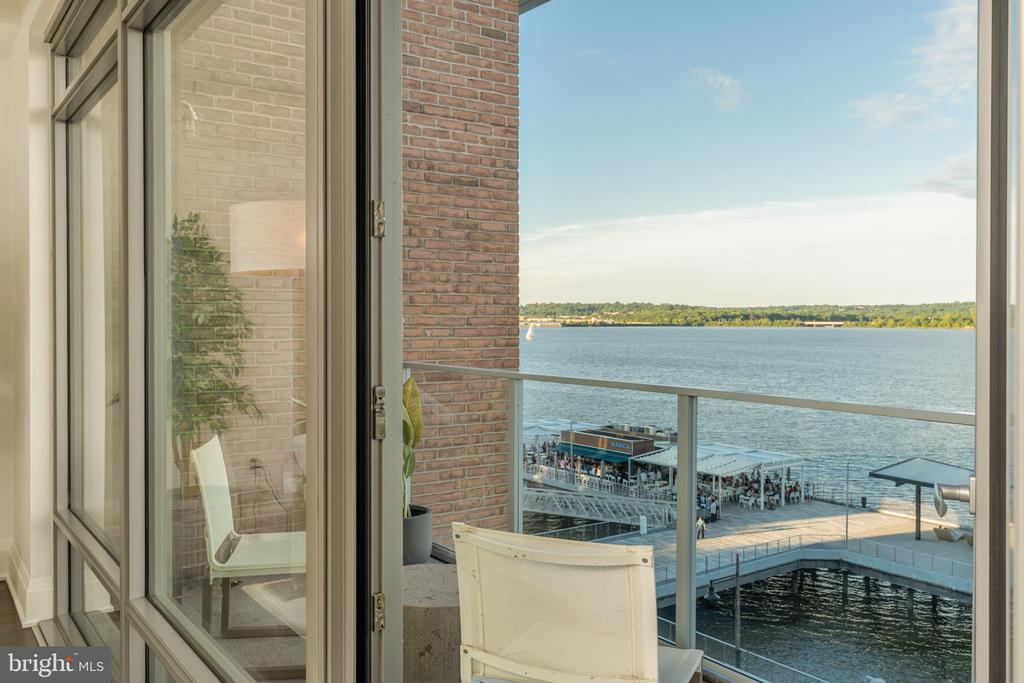 310 STRAND STREET Unit: 503