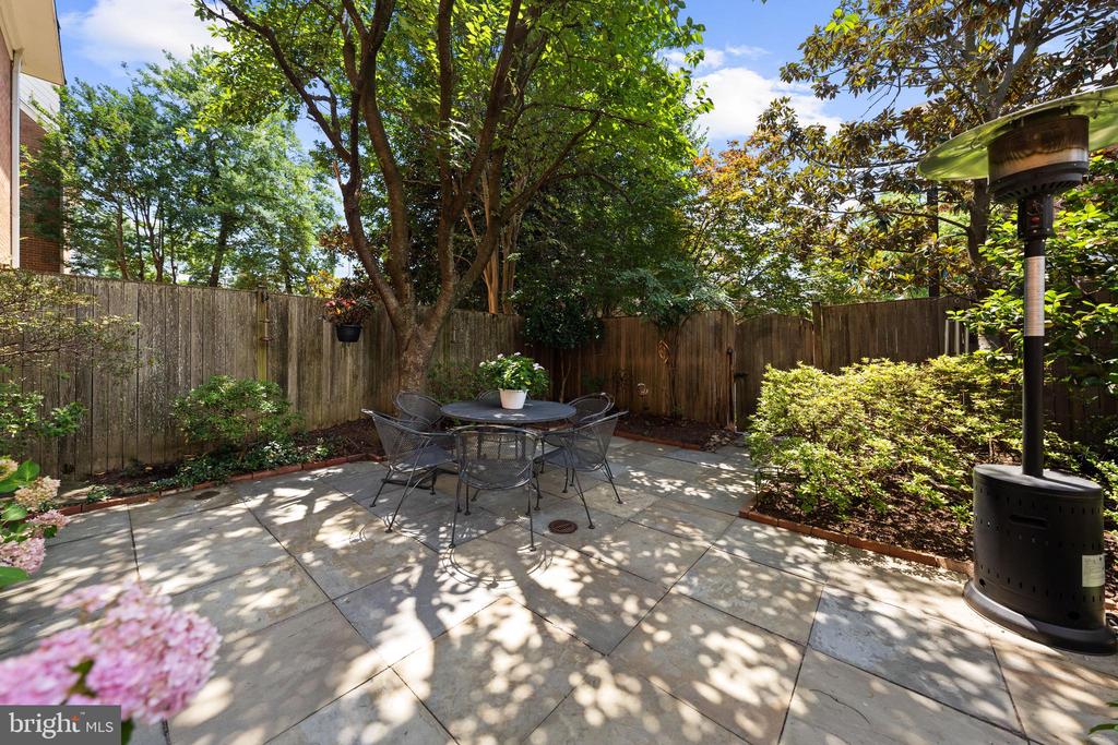 418 N UNION STREET