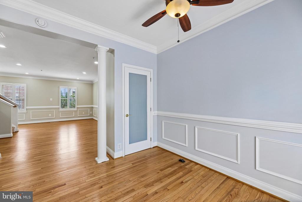 113 MEADOWS LANE