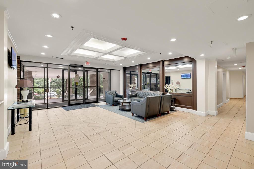 6300 STEVENSON AVENUE Unit: 1120