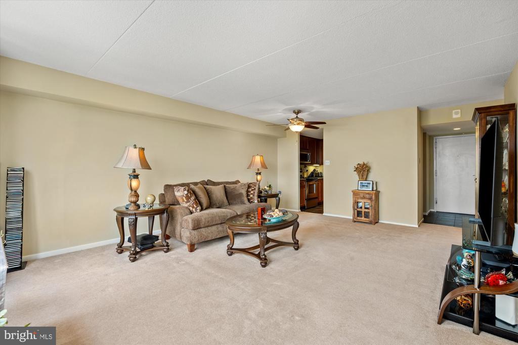6300 STEVENSON AVENUE Unit: 1120
