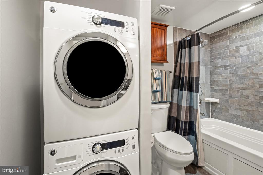 6300 STEVENSON AVENUE Unit: 1120