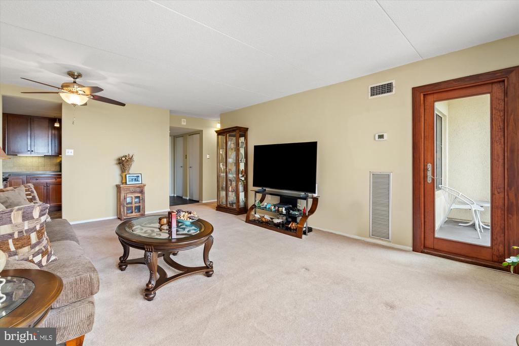 6300 STEVENSON AVENUE Unit: 1120