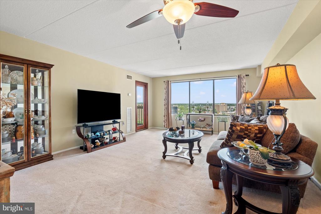 6300 STEVENSON AVENUE Unit: 1120
