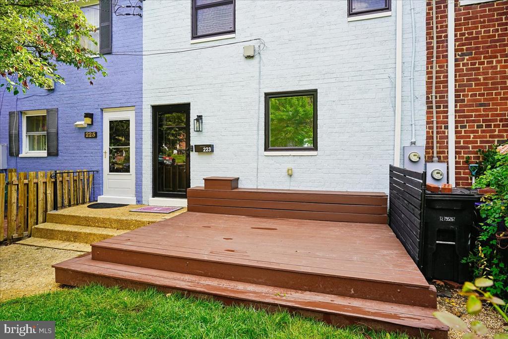 223 BURGESS AVENUE